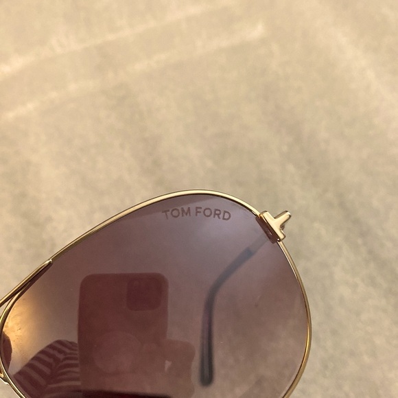 NWOT Sunglasses Tom Ford FT 0823 Clark 28U Shiny Rose Gold -Trans Pink/Gradient - Picture 12 of 15